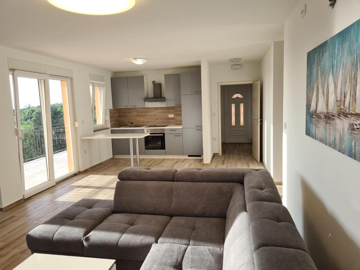 Apartments Patalic Lopar Eksteriør bilde