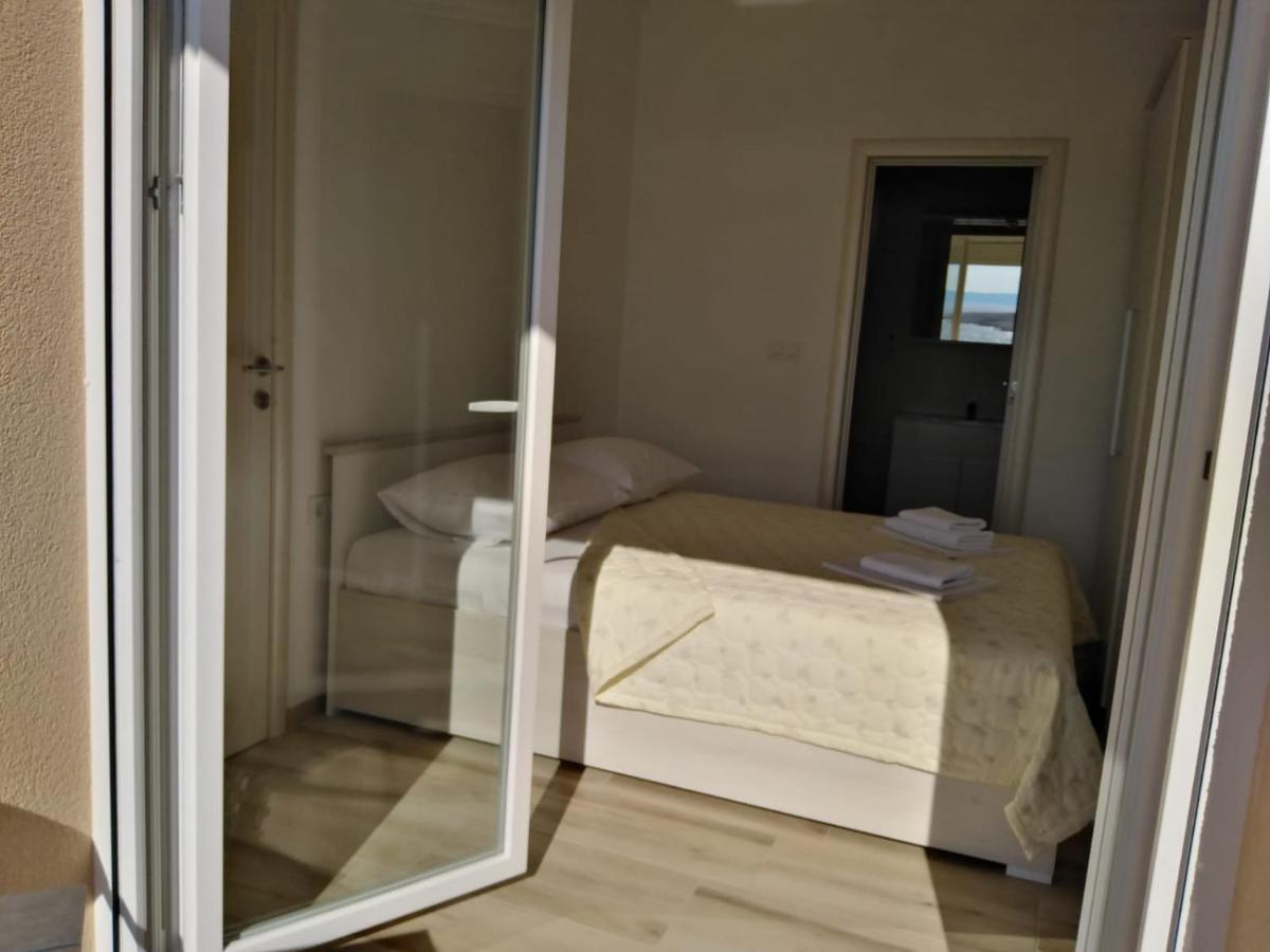 Apartments Patalic Lopar Eksteriør bilde